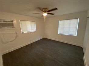 1842 Madison St-Unit -3 in Hollywood, FL - Building Photo - Building Photo