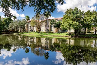 Polo Glen Apartment Homes in Plantation, FL - Foto de edificio - Building Photo