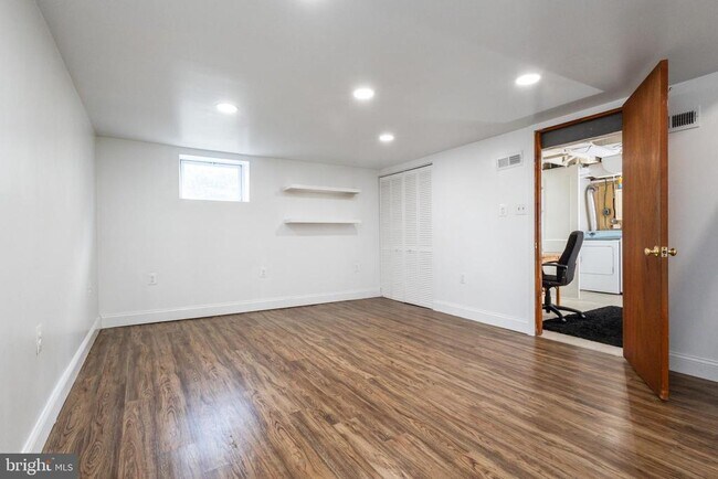 property at 12007 Livingston St