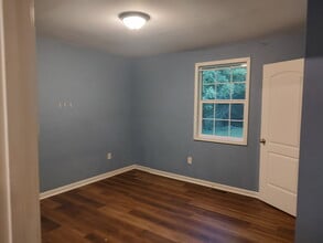 830 Schmitt Rd in Rossville, GA - Building Photo - Building Photo
