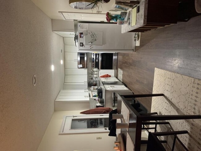 625 W Edgewood St in Springfield, MO - Building Photo - Building Photo