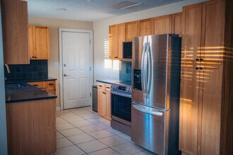 7858 S 280 E in Sandy, UT - Building Photo - Building Photo