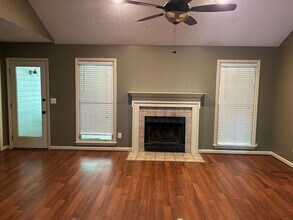 562 Evergreen Dr in Fortson, GA - Building Photo - Building Photo