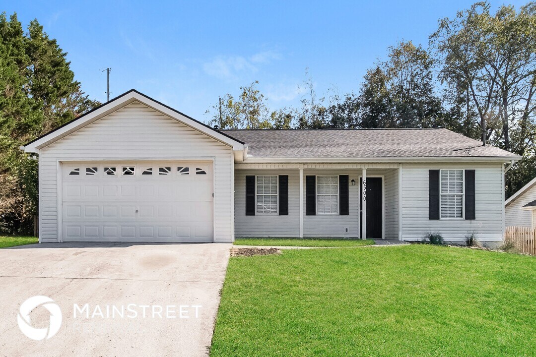 6300 Wilmouth Run Rd in Knoxville, TN - Foto de edificio