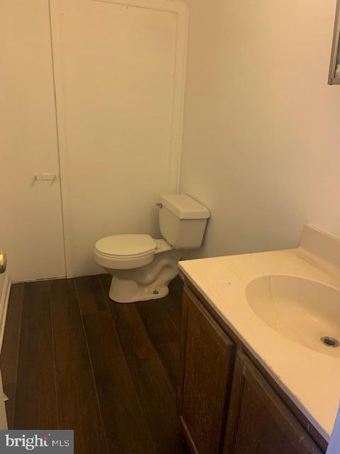 property at 484 Lafayette Dr