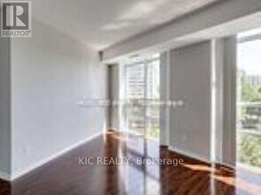 3 Michael Power Pl in Toronto, ON - Building Photo - Building Photo