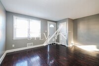 717 Bethnal Rd photo'