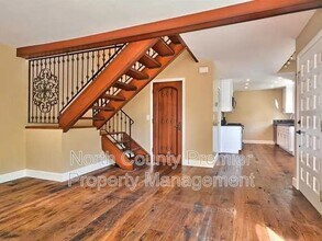 256 Juniper Ave in Carlsbad, CA - Building Photo - Building Photo