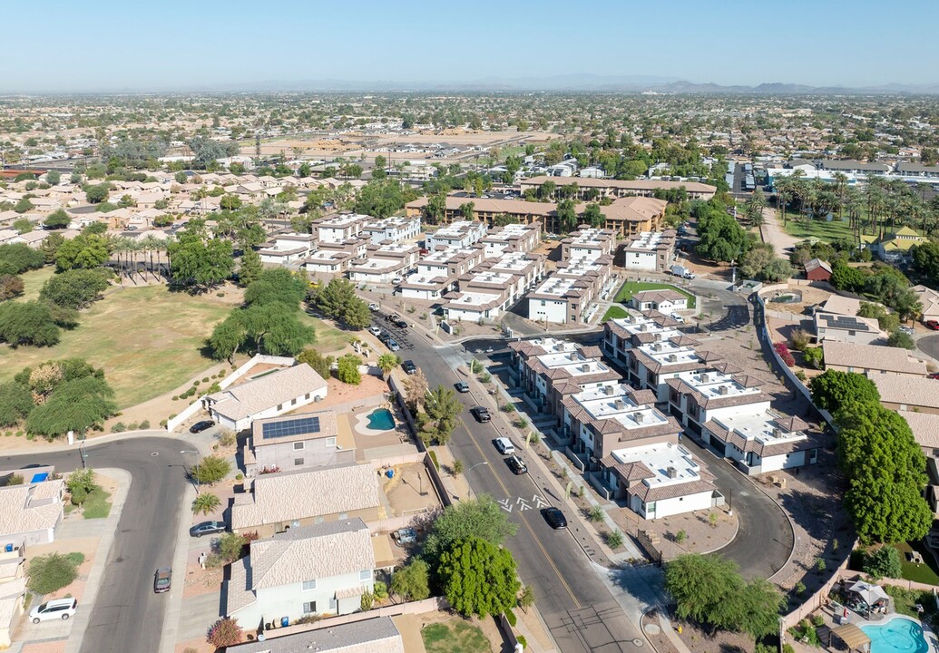 Ascension at Manistee Ranch in Glendale, AZ - Building Photo