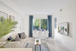 1300 Lincoln Rd, Unit SI ID1540442P in Miami Beach, FL - Building Photo