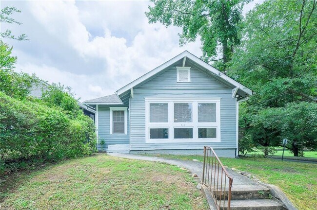 716 Catherine St SW in Atlanta, GA - Building Photo - Building Photo