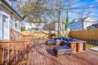 1054 Hunterdon St, Unit 302 in Newark, NJ - Building Photo - Building Photo