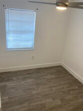 210 NW 107th Ave in Miami, FL - Building Photo - Building Photo