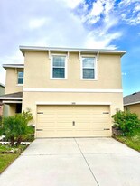 5795 Cape Primrose Dr in Sarasota, FL - Building Photo