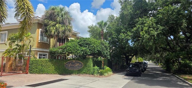 property at 4907 Bayshore Blvd