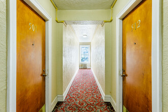 Forest Plaza Apartments in Ann Arbor, MI - Building Photo - Interior Photo