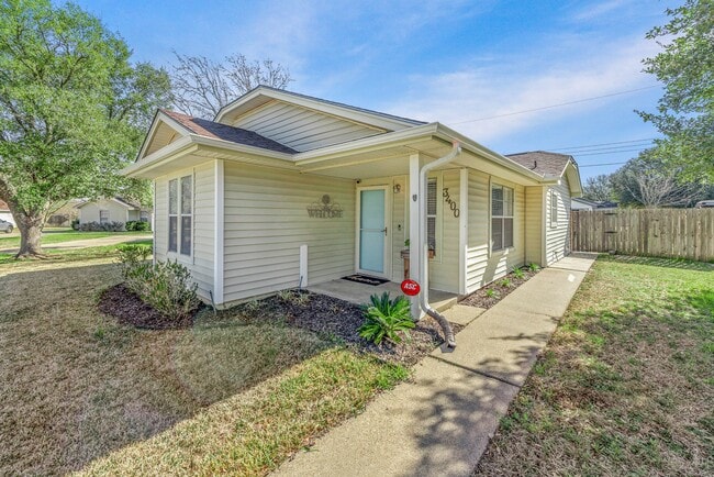 property at 3400 Timberline Ct
