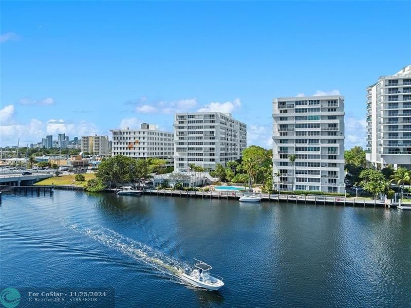 1160 N Federal Hwy in Fort Lauderdale, FL - Building Photo