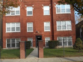 4618 W Jackson Blvd in Chicago, IL - Building Photo