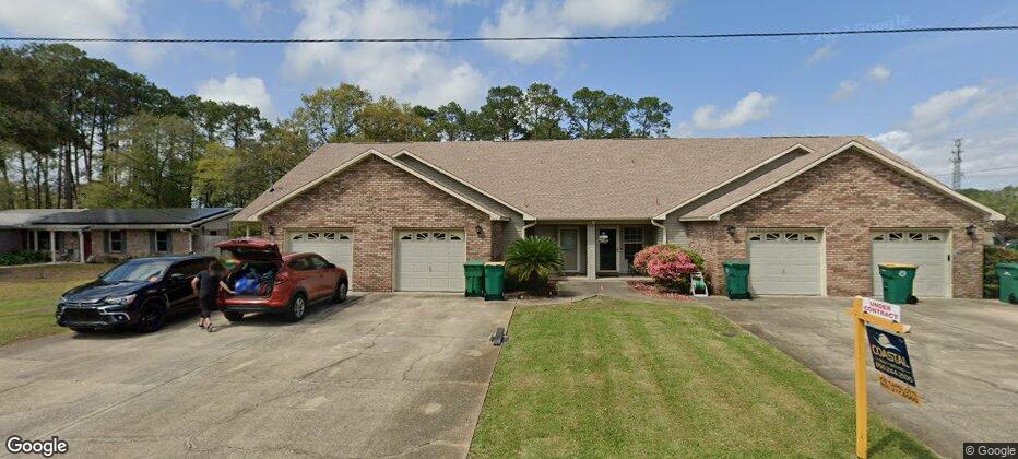 1017 Creel St in Fort Walton Beach, FL - Building Photo