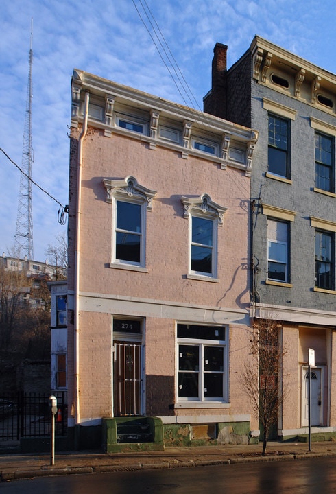 274 W McMicken Ave in Cincinnati, OH - Building Photo