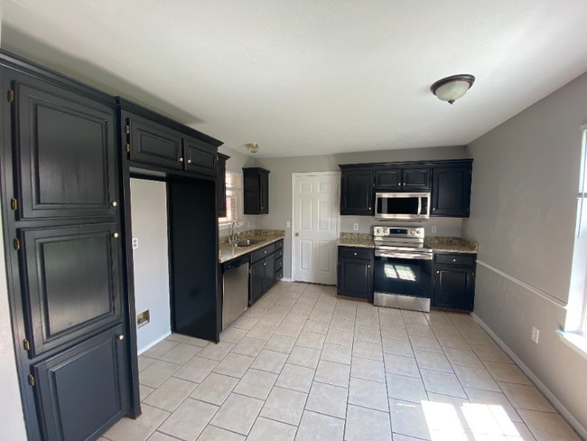 2905 Mable Dr in Canyon, TX - Building Photo - Building Photo
