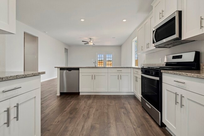 property at 15818 Berry Hl Dr