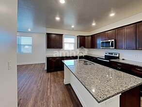 1123 Wagon Way in Spanish Fork, UT - Building Photo - Building Photo