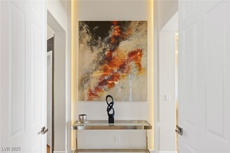 404 Summer Mesa Dr in Las Vegas, NV - Building Photo - Building Photo