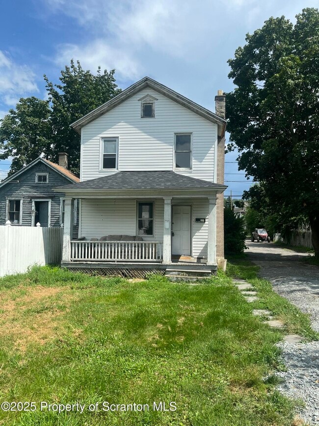 property at 1015 Prospect Ave