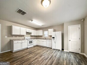 75 Natures Trail in Covington, GA - Building Photo - Building Photo