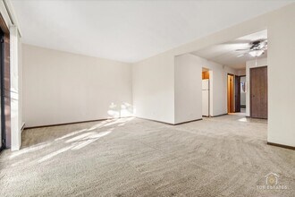 1548 Norway Ln in Palatine, IL - Building Photo - Building Photo
