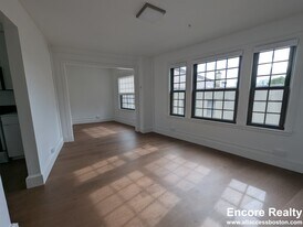 1200 Massachusetts Ave, Unit 412 in Cambridge, MA - Building Photo