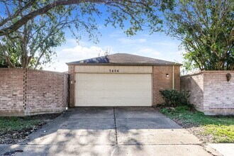 7406 San Simeon Dr in Houston, TX - Building Photo - Building Photo