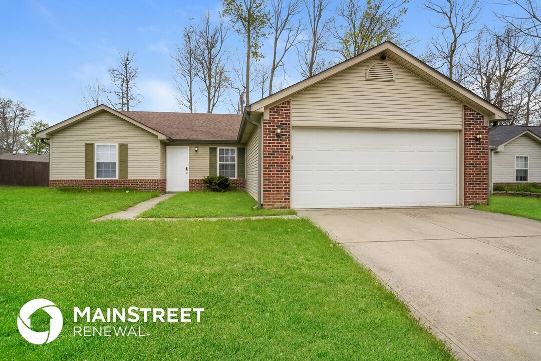3422 Lauren Dr in Indianapolis, IN - Building Photo