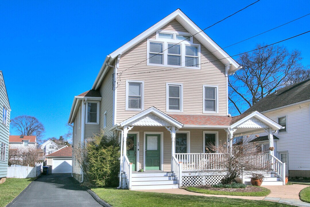 23 Gregory Blvd, Unit #2 in Norwalk, CT - Building Photo