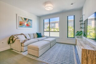 1300 22nd St, Unit 207 in San Francisco, CA - Building Photo