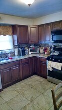 822 Kingsland Ln, Unit 1 in Fort Lee, NJ - Building Photo - Building Photo