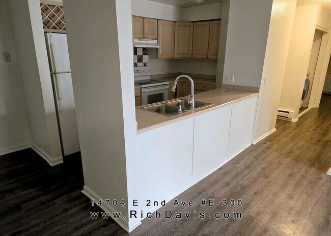 14704 E 2nd Ave in Aurora, CO - Building Photo - Building Photo