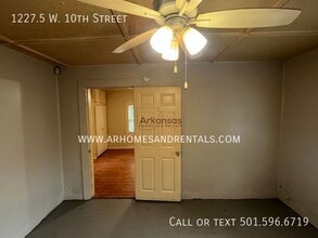 1227.5 W 10th St in North Little Rock, AR - Building Photo - Building Photo