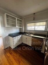 24 Utica Rd in Pontiac, MI - Building Photo - Building Photo