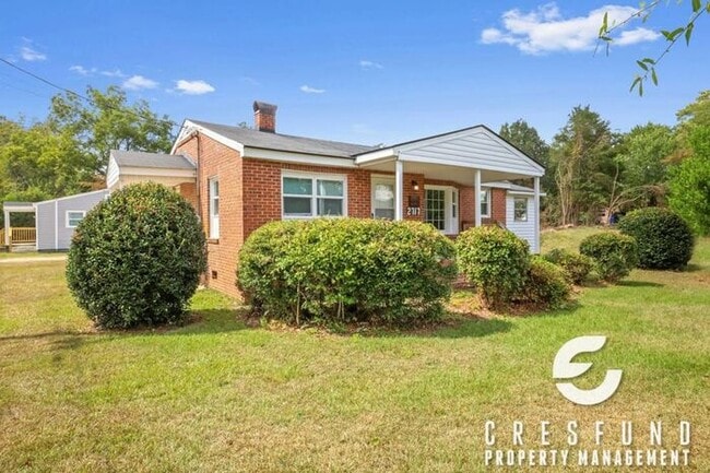 2717 Ramsey St in Fayetteville, NC - Foto de edificio - Building Photo