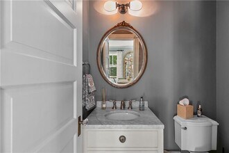 43 Sherman St in Newport, RI - Building Photo - Building Photo