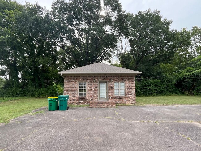 property at 103 S Cleveland Ave