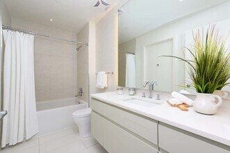 810 O St NW, Unit 608 in Washington, DC - Building Photo - Building Photo