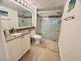 1150 Wildwood Lakes Blvd in Naples, FL - Building Photo