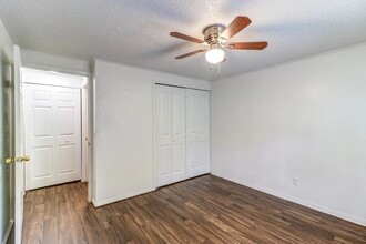 Meadowdale Apartments in Melbourne, FL - Foto de edificio - Building Photo