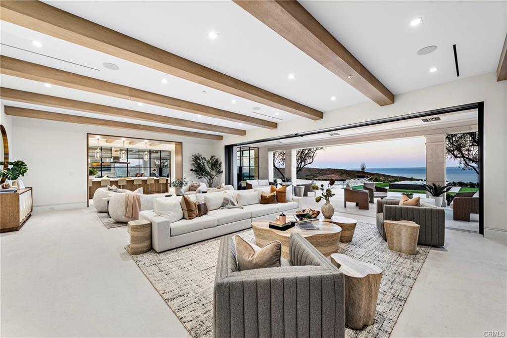 20 Coastline in Newport Beach, CA - Building Photo