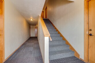 Birchwood Park, LLC in Green Bay, WI - Foto de edificio - Lobby