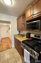 6040 JFK Blvd E-Unit -33D in West New York, NJ - Building Photo - Building Photo